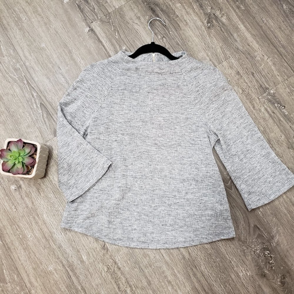 W5 Anthropologie Bell Sleeve Crop Mock Neck S
